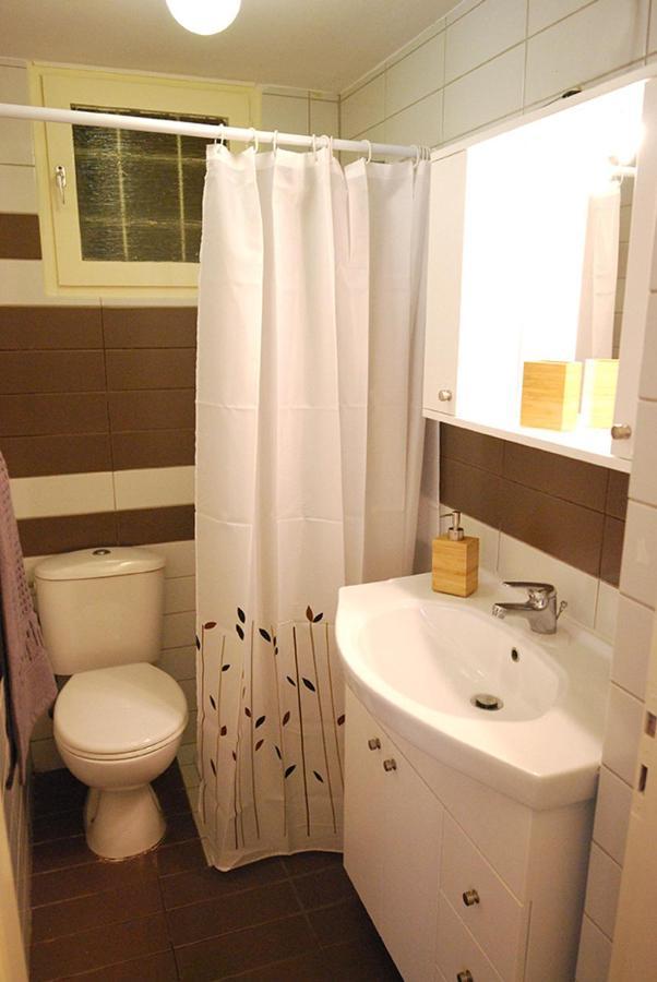 Apartment Lovely Boutique 2-bedroom Apartment. Olympia. *